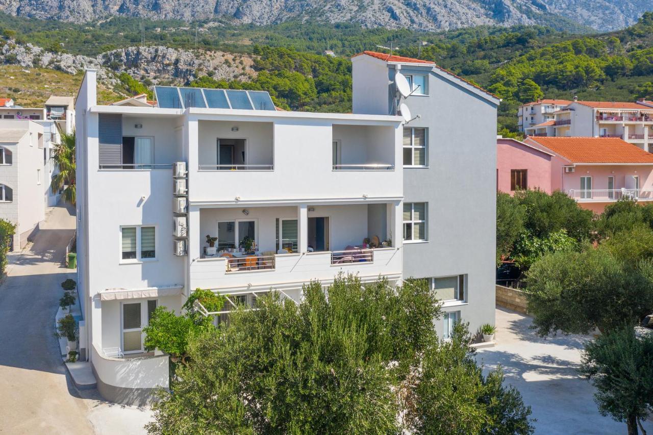 Apartmants Sestic Tučepi Buitenkant foto
